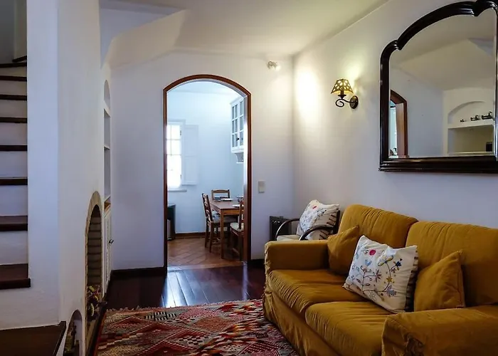 Villa The Yellow House