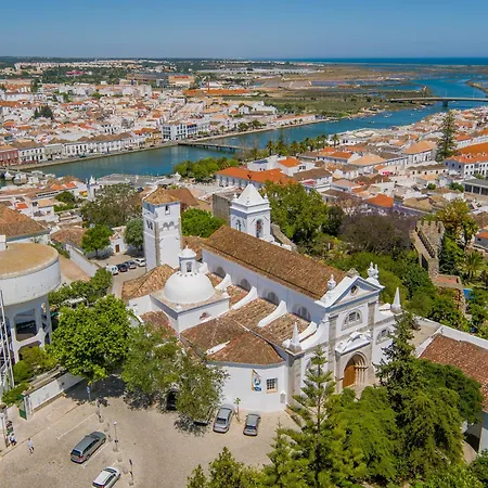 The Yellow House 别墅 塔维拉